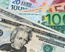 Dolar ve Euro hareketlendi! 300 dolar ne kadar yapıyor? 100 Euro alış kaç TL?