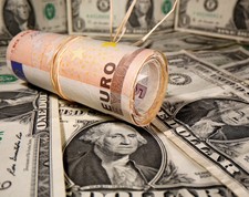 Euro, dolar karşısında son 5 ayın zirvesinde