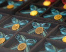 Altında tarihi rekor! Gram altın kritik seviyeyi geçti! Altın bugün kaç lira oldu