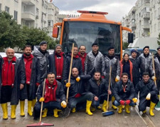 Afetlerde kadın Radyo Amatörleri