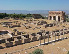 Aydın'daki Trallesi Antik Kenti'nde 2 bin yıl sonra bir ilk!