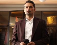 Aynadaki Yabancı 6. Bölüm izle!