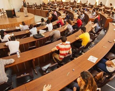 Üniversitelerde QR'lı yoklama dönemi! ‘Benim yerime imza atar mısın?’ devri kapanıyor