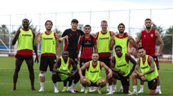 Samsunspor’da yeni sezon mesaisi tam gaz sürüyor