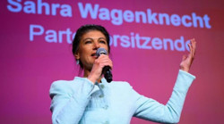 Wagenknecht'ten Doğu Almanya marşı tepkisi: Yok yere skandal çıkarıyorlar