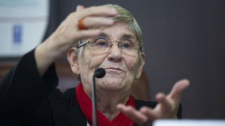 Canan Karatay üstüne basa basa uyardı! "Zehir bunlar, evinize sokmayın!"