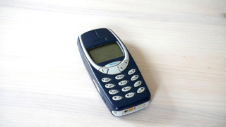 Hırsızlar Nokia 33.10'la araba çalmaya başladı