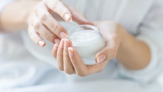 Fenomenlerin kozmetik ürünleri sağlık problemlerinin artışına neden oldu!