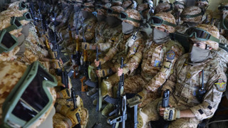 İran'da deprem, nükleer test söylentilerini tetikledi... İsrail saldırmayı değerlendiriyor