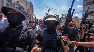 Batı Şeria'da İsrail ordusuna düzenlenen saldırıda ölü ve yaralılar var