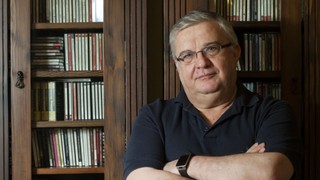 Tuğrul Tanyol’la yeni kitabını konuştu: ‘Şiir insanın yücelmesine aracılık eder’