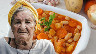 Muğlalı teyze sır gibi sakladığı tarifini verdi! Meğer zeytinyağlı barbunya pilaki böyle pişiyormuş