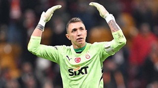 Fernando Muslera, Estudiantes'e transfer oldu