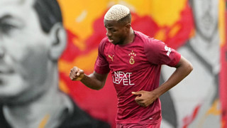 Victor Osimhen ilk antrenmanına çıktı