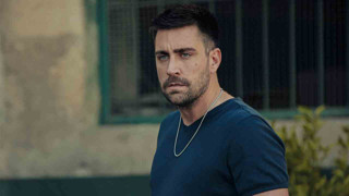 Çağlar Ertuğrul'dan alkışlanacak davranış! Kız çocukları için yarışacak