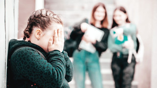 Dijital bağımlılık ve zorbalık gündemde! ‘Çocukları korumanın yolu sevgiden geçiyor’