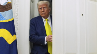 Trump, Epstein dosyaları konusunda bir kez daha geri vitese taktı