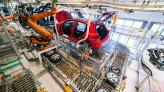 Batı ‘acil çıkış kapısı’ arıyor