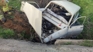 Manisa'nın Kırkağaç ilçesinde kaza! 2 yaralı var