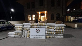 Sivas'ta ele geçirildi! 1 ton 150 kilogram