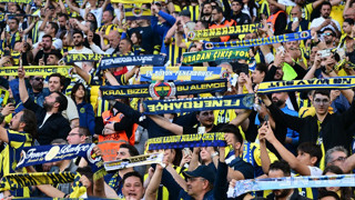 Fenerbahçe'nin kasası dolacak! İstenmeyen futbolcu için dünya devleri sırada