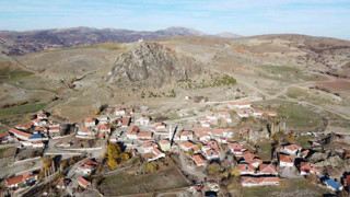 Su kuyusu ve kuş bakışı manzarasıyla turist çekiyor
