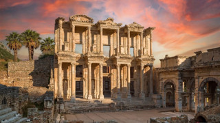 Efes ve Afrodisias Antik Kentleri Denizli'den hocalara emanet
