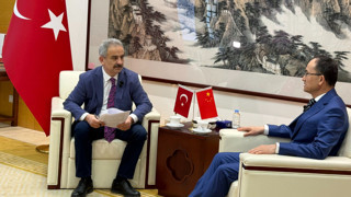 Çin'in Ankara Büyükelçisi'nden Hürmüz mesajı: Çin, kendi enerji güvenliğini sağlamak için gerekli tedbirleri alacaktır