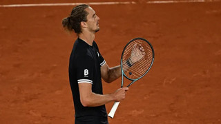 Roland Garros'ta Zverev, Kostyuk ve Andreeva yarı finale çıktı