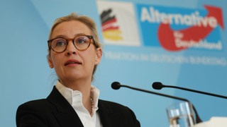 Almanya'da kapatma tartışması: AfD Eş Lideri Weidel parti yasağı girişimini alaya aldı