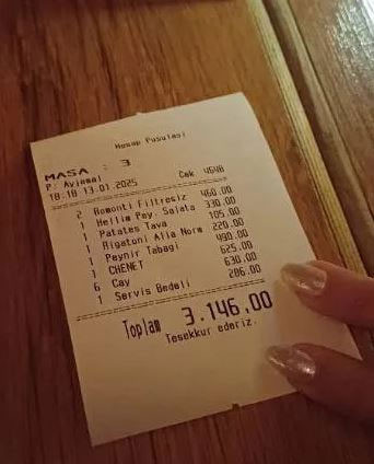 İstanbul'da bir bardak çayın fiyatı dudak uçuklattı! - Resim : 1