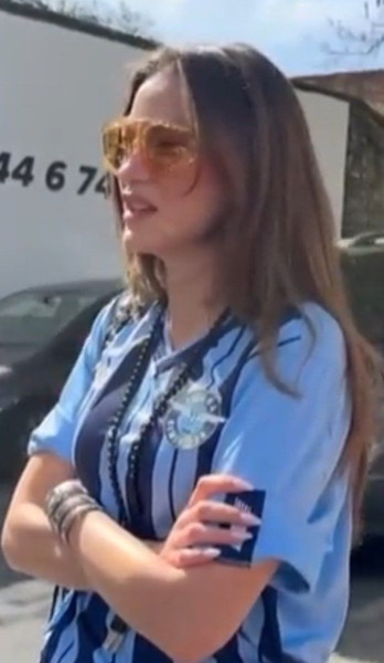 Seçim kombini gündem olmuştu! Serenay Sarıkaya’nın saatinin fiyatı dudak uçuklattı - Resim: 9