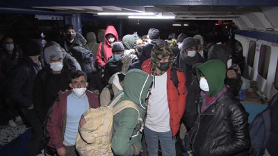 Yasa dışı geçişi organize ettiği öne sürülen 4 kişi gözaltına alındı