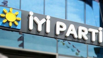 Çorum İYİ Parti teşkilatında dört başkan yardımcısı istifa etti