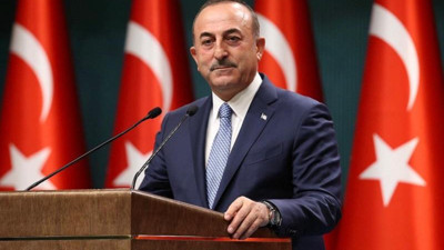 Dışişleri Bakanı Mevlüt Çavuşoğlu'ndan Paris'e PKK/YPG mesajı