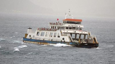 Deniz ulaşımına fırtına engeli