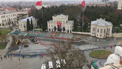 İBB, Beyazıt Meydanı inşaatını 3 yıldır bitiremiyor