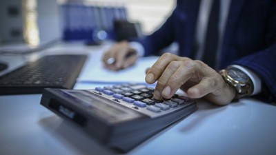 Milyonlarca kişi bekliyor: İşte 5 soruda EYT sorunu