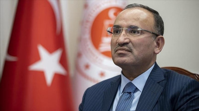 Bakan Bozdağ'dan barolara tepki: Tereddüt etmeyiz