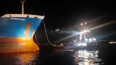 Çanakkale Boğazı'nda bir gemi makine arızası yaptı