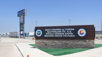 Şoför tır dorsesinden gelen sesler duydu, kan donduran görüntüyle karşılaştı