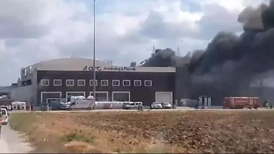 Silivri'de fabrikada korkutan yangın!