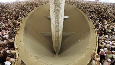 Şeytan taşlamada atılacak taşlar nereden toplanmalıdır?