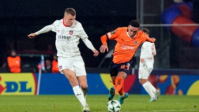 Başakşehir Avrupa'da rakibini kolay geçti
