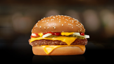 Ünlü fast food devinde cinsel istismar skandalı! 700 çalışan...