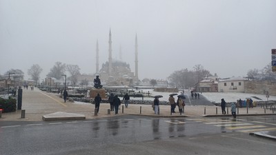 Edirne'de yaşayanlar dikkat! O kişilerin sokağa çıkması yasaklandı...