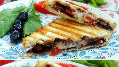 Tost deyip geçmeyin! Bu tarifle sabah kahvaltılarınızın vazgeçilmezi olacak