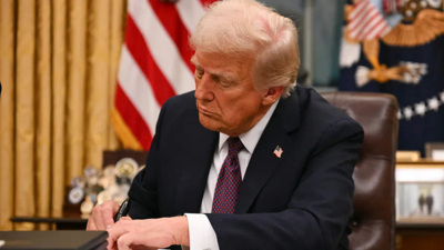 Trump, Biden'ın kararını bozdu: Küba'yı terör listesine yeniden ekledi