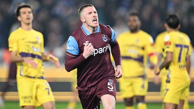 Trabzonspor, Eyüpspor'u 1-0 yendi! Bordo-mavililerin yenilmezlik serisi sürüyor