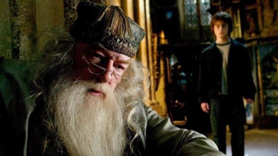Harry Potter'ın yeni Dumbledore'u belli oldu! Dizide o isim hayat verecek